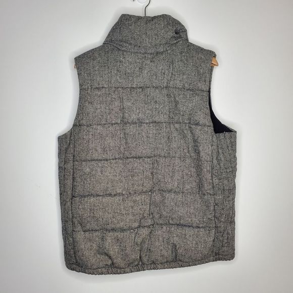 Old Navy Grey Herringbone Quilted Tweed Fleece Lined Wool Puffer Vest Size XL - Picture 3 of 5